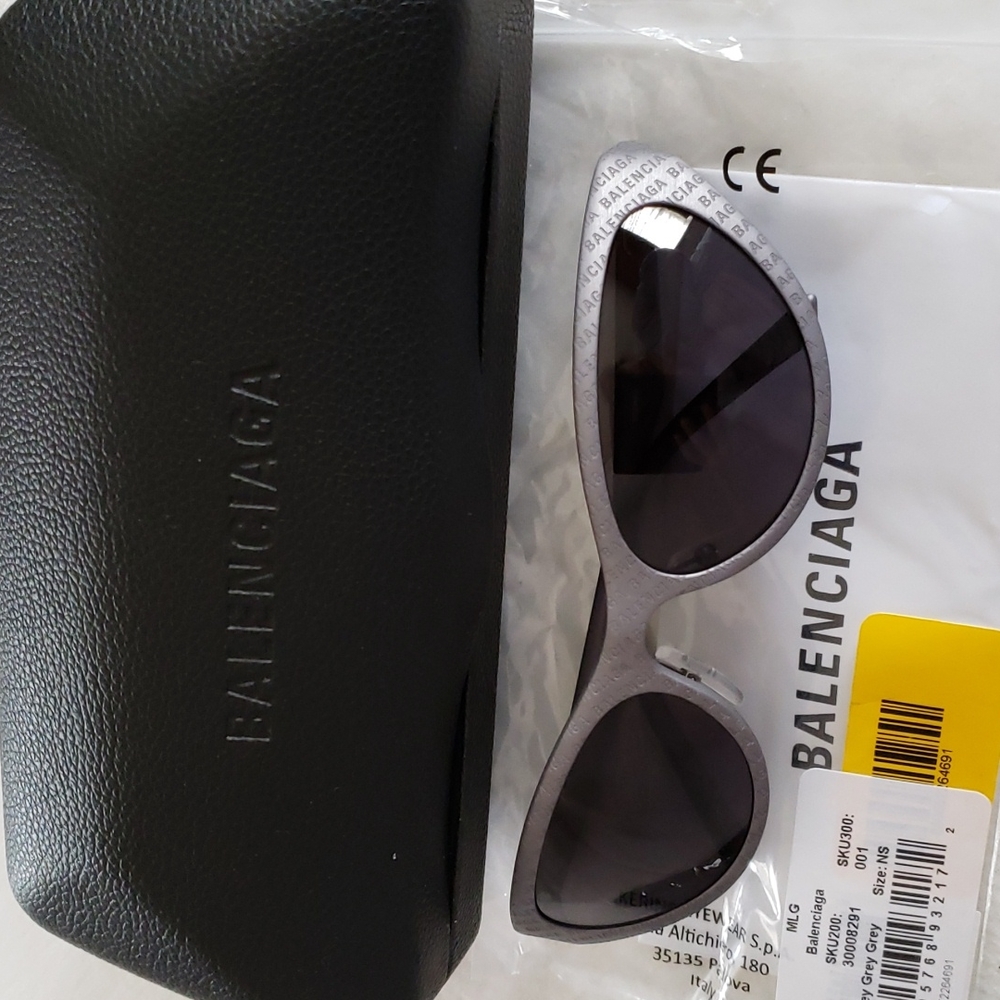 NEW BALENCIAGA 58mm Novelty Sunglasses